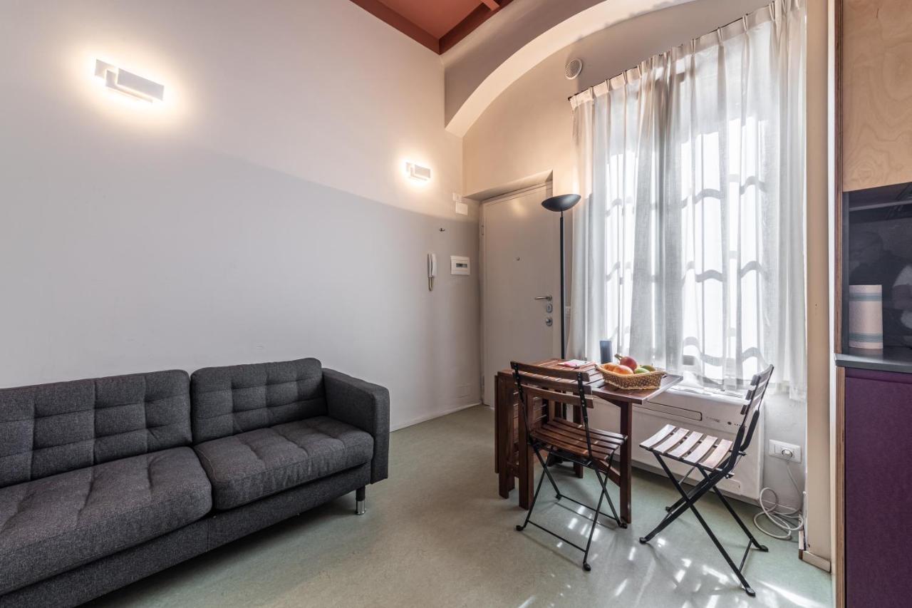 Xenia Apartments - Accogliente Pied-A-Terre Sui Navigli Milan Exterior photo